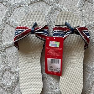 brand new Havaianas slides! american color scheme